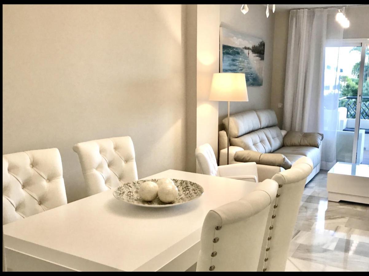 Mi Capricho Beachfront- 9E Apartment With Sea Views - Costa Del Sol Sitio de Calahonda Bagian luar foto