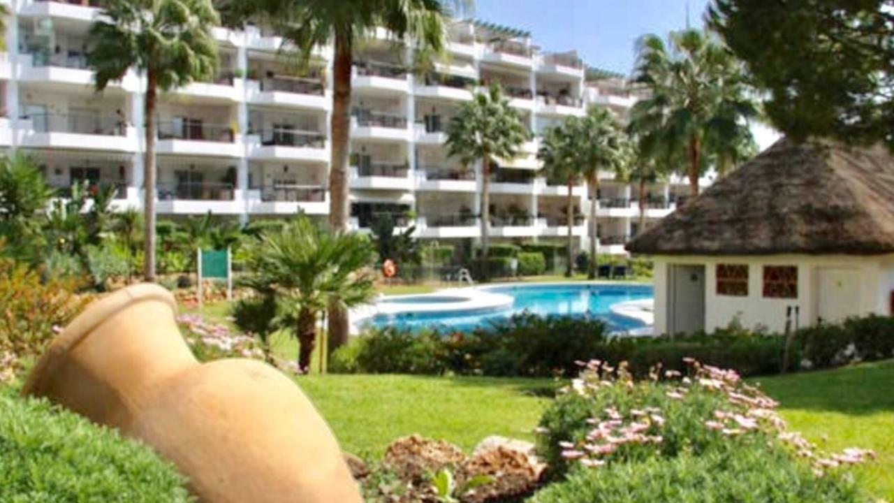 Mi Capricho Beachfront- 9E Apartment With Sea Views - Costa Del Sol Sitio de Calahonda Bagian luar foto